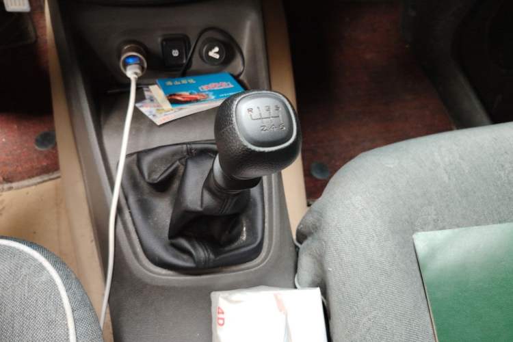 Used Wuling Hongguang 2018 1.5L Classic S Base Model Gear Lever