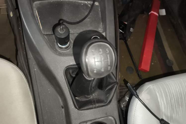 Used Wuling Hongguang 2018 1.2L Classic S Base Model Gear Lever