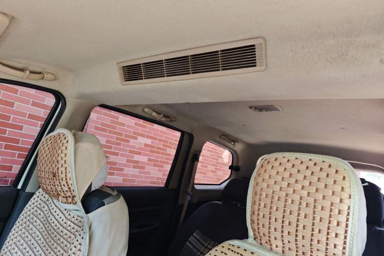 Used Wuling Hongguang 2018 1.5L Classic S Standard Model Headliner