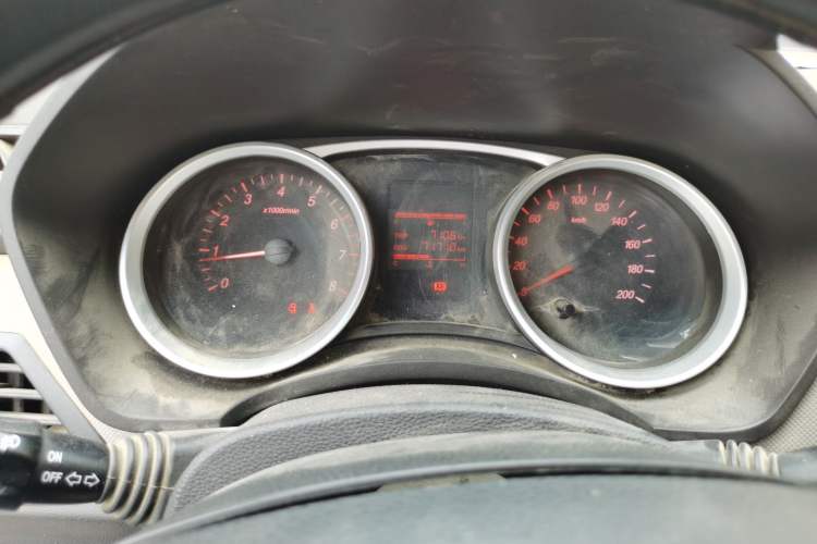 Used Wuling Hongguang 2018 1.5L S Standard Version L2B Instrument Cluster