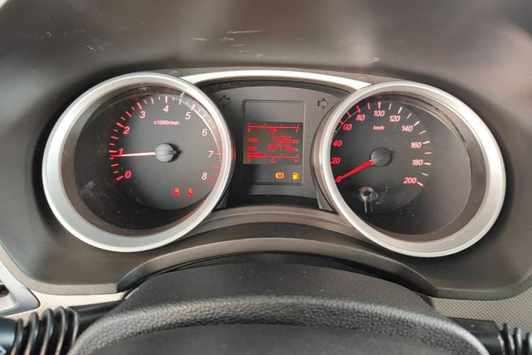 Used Wuling Hongguang 2018 1.5L S Standard Version L2B Instrument Cluster
