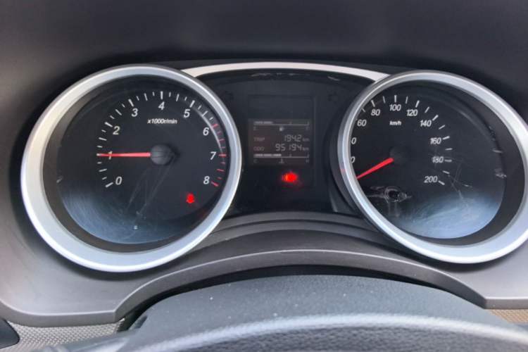 Used Wuling Hongguang 2018 1.5L S Comfort Model L2B Instrument Cluster