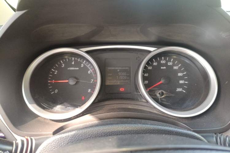 Used Wuling Hongguang 2018 1.5L S Comfort Model L2B Instrument Cluster