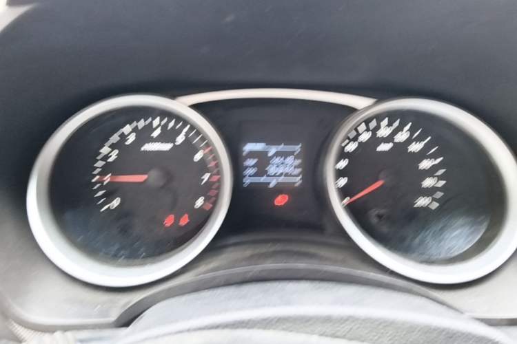 Used Wuling Hongguang 2018 1.5L S Comfort Model L2B Instrument Cluster