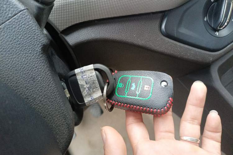 Used Wuling Hongguang 2018 1.5L S Standard Version L2B Interior 1