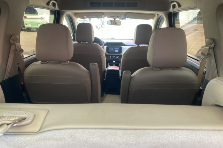 Used Wuling Hongguang 2018 1.5L S Comfort Model L2B Interior 5