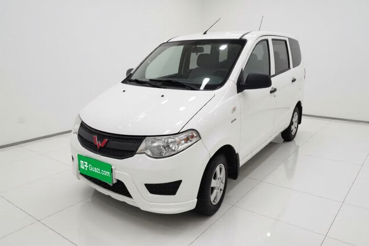 Ojetý Wuling Hongguang 2018 1.5L Classic S Base Model Guazi used car, China used car export, Used car for sale, Used  cars, Cheapest cars for sale