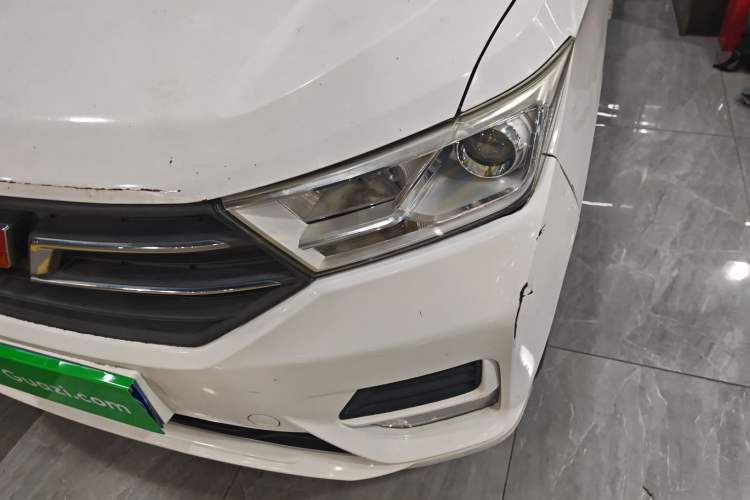 Used Wuling Hongguang 2018 1.5L S Comfort Model L2B Left Front Headlight