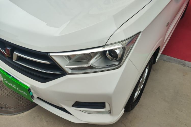 Used Wuling Hongguang 2018 1.5L S Comfort Model L2B Left Front Headlight