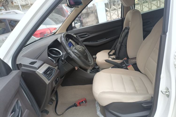 Used Wuling Hongguang 2018 1.5L S Standard Version L2B Left Front Seat