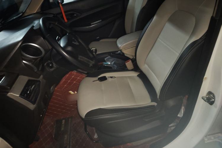 Used Wuling Hongguang 2018 1.5L S Standard Version L2B Left Front Seat