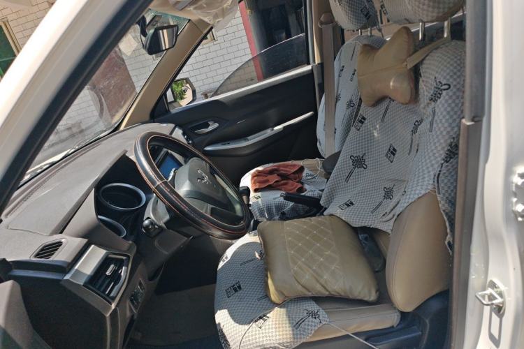 Used Wuling Hongguang 2018 1.5L S Comfort Model L2B Left Front Seat