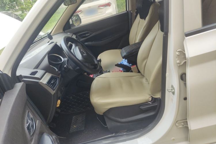 Used Wuling Hongguang 2018 1.5L S Standard Version L2B Left Front Seat