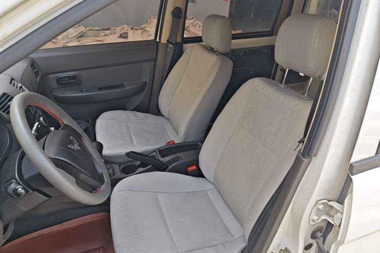 Used Wuling Hongguang 2018 1.2L Classic S Base Model Left Front Seat
