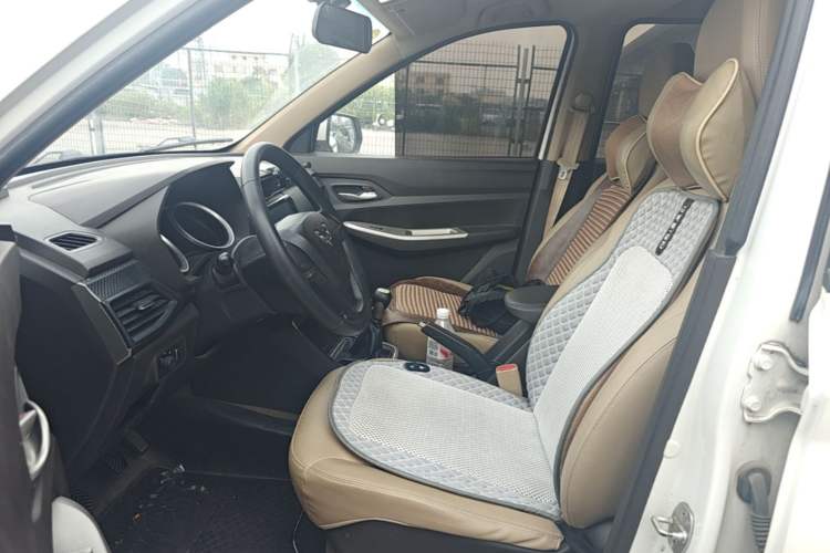 Used Wuling Hongguang 2018 1.5L S Comfort Model L2B Left Front Seat
