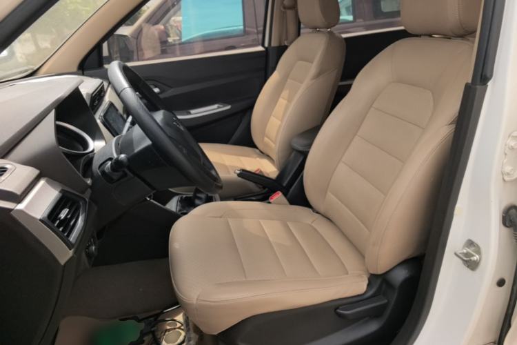 Used Wuling Hongguang 2018 1.5L S Comfort Model L2B Left Front Seat