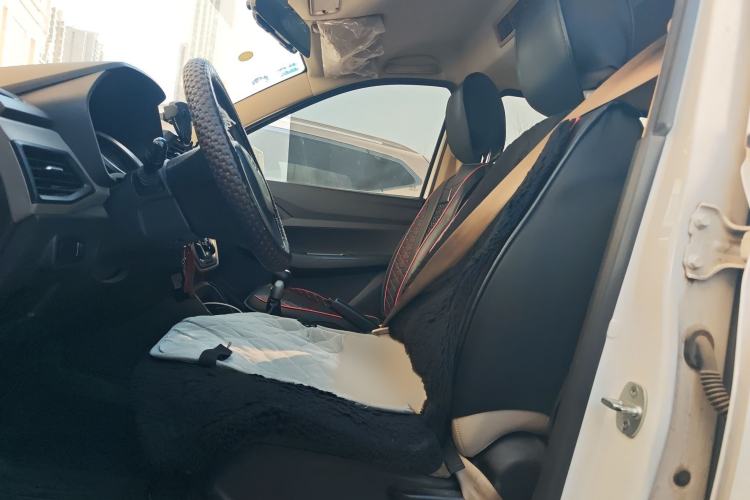 Used Wuling Hongguang 2018 1.5L S Standard Version L2B Left Front Seat