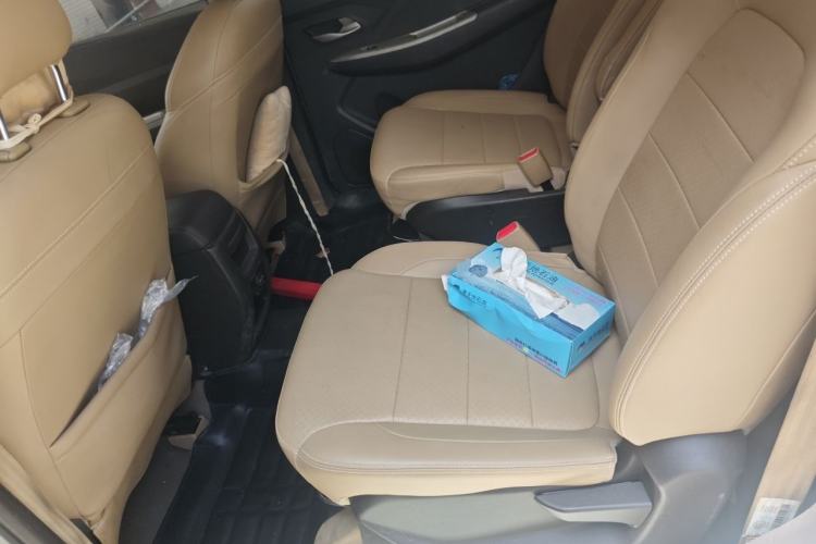 Used Wuling Hongguang 2018 1.5L S Comfort Model L2B Left Rear Seat