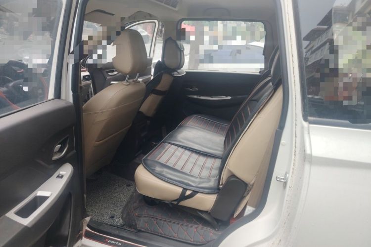 Used Wuling Hongguang 2018 1.5L S Comfort Model L2B Left Rear Seat