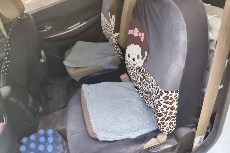 Used Wuling Hongguang 2018 1.5L S Comfort Model L2B Left Rear Seat