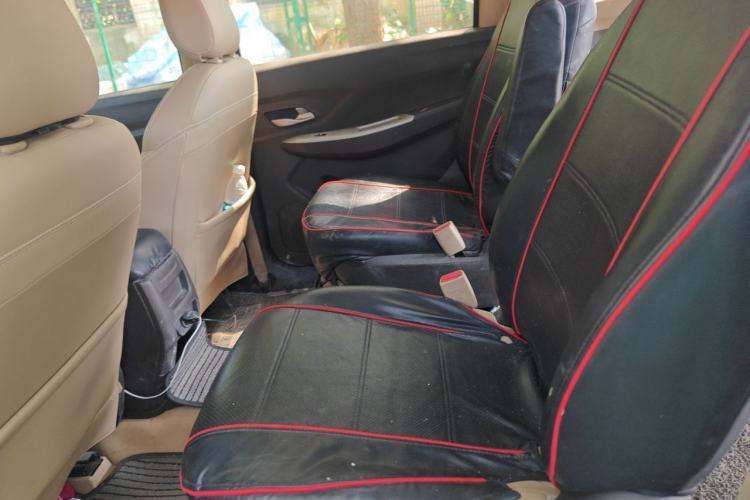Used Wuling Hongguang 2018 1.5L S Comfort Model L2B Left Rear Seat