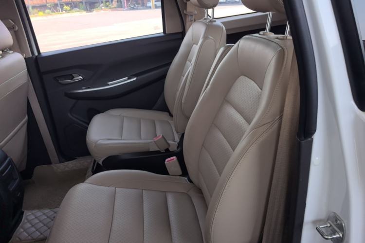 Used Wuling Hongguang 2018 1.5L S Comfort Model L2B Left Rear Seat
