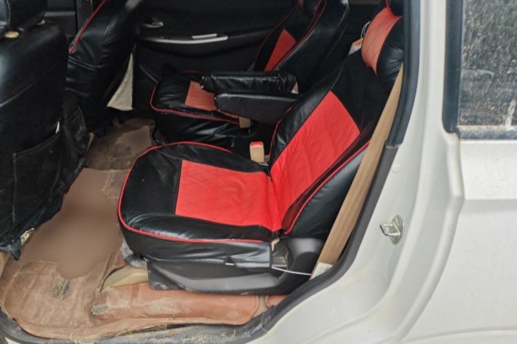 Used Wuling Hongguang 2018 1.5L S Comfort Model L2B Left Rear Seat