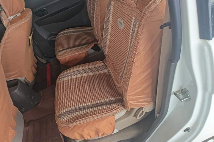 Used Wuling Hongguang 2018 1.5L Classic S Standard Model Left Rear Seat