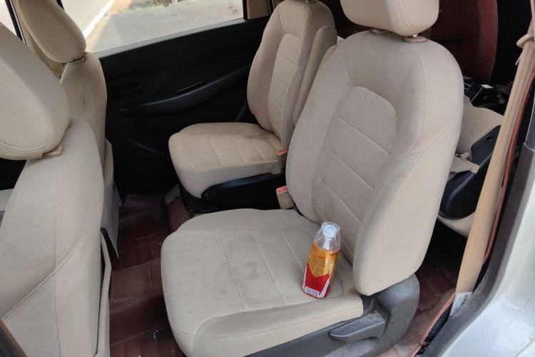 Used Wuling Hongguang 2018 1.5L S Standard Version L2B Left Rear Seat
