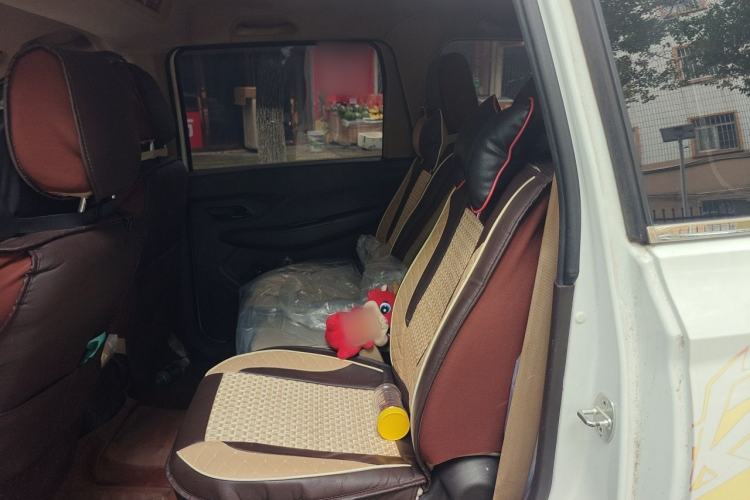 Used Wuling Hongguang 2018 1.5L S Standard Version L2B Left Rear Seat