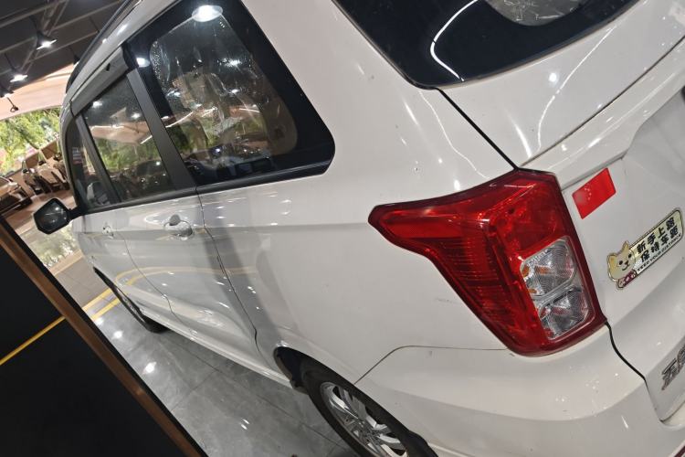 Used Wuling Hongguang 2018 1.5L S Comfort Model L2B Left Side