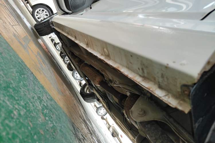 Used Wuling Hongguang 2018 1.5L S Standard Version L2B Left Side Sill