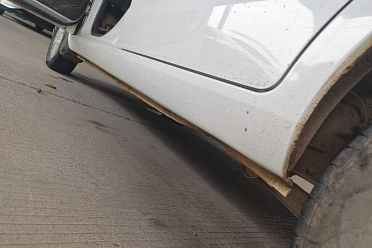 Used Wuling Hongguang 2018 1.5L Classic S Standard Model Left Side Sill