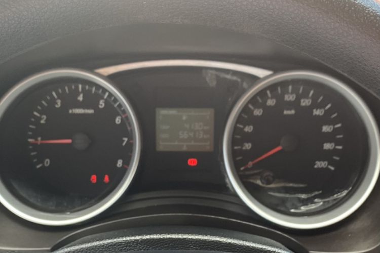 Used Wuling Hongguang 2018 1.5L S Comfort Model L2B Odometer Close Up