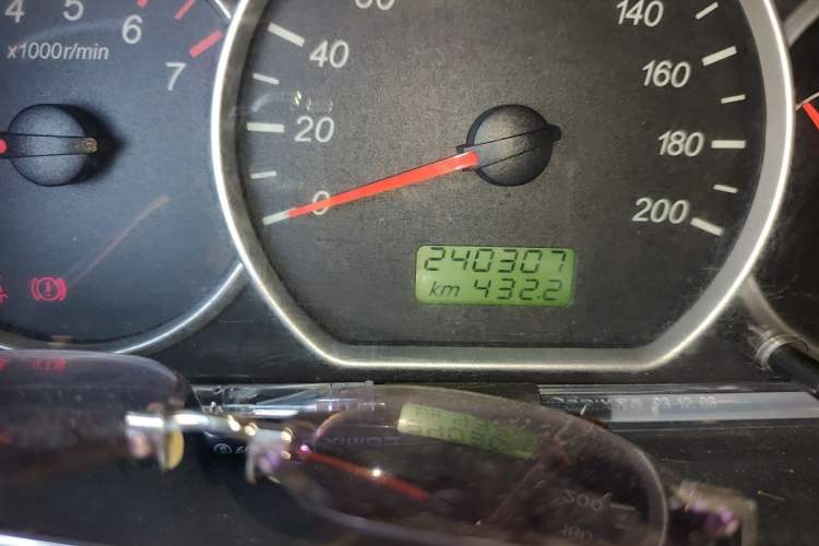 Used Wuling Hongguang 2018 1.5L Classic S Base Model Odometer Close Up
