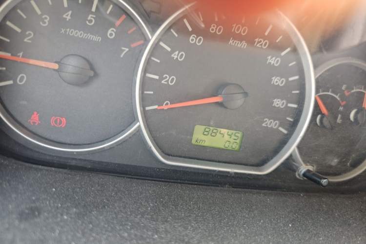 Used Wuling Hongguang 2018 1.2L Classic S Base Model Odometer Close Up