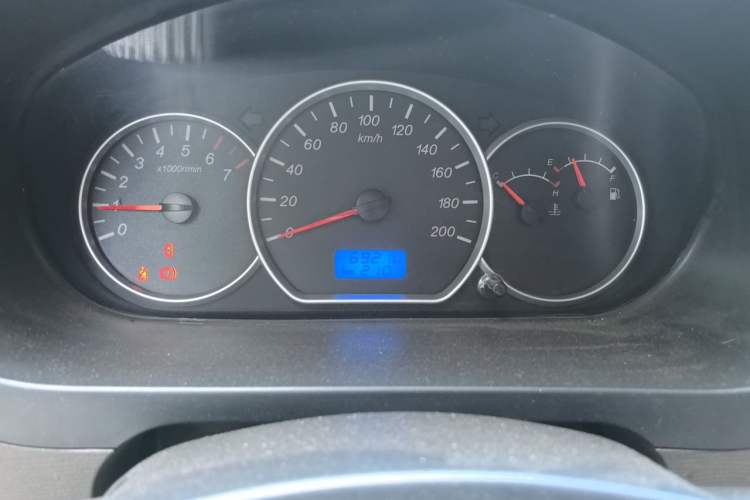 Used Wuling Hongguang 2018 1.5L Classic S Standard Model Odometer Close Up