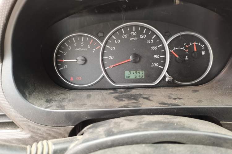 Used Wuling Hongguang 2018 1.5L Classic S Base Model Odometer Close Up