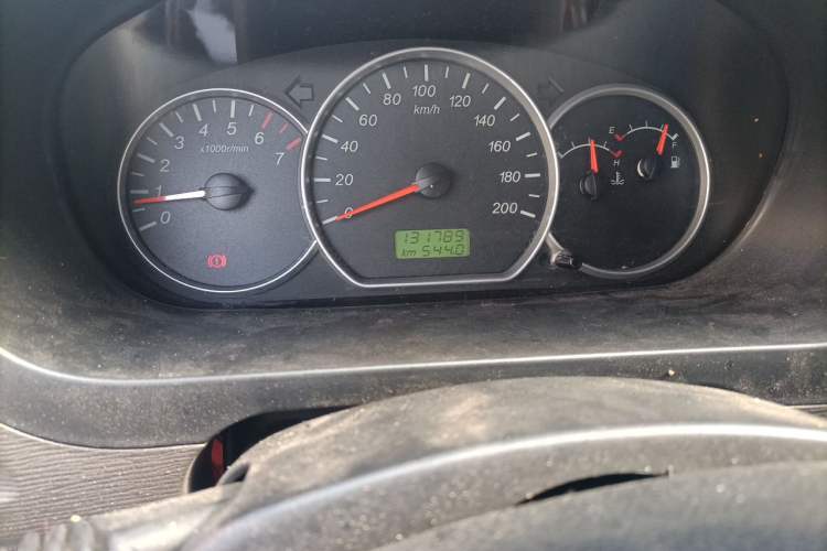 Used Wuling Hongguang 2018 1.5L Classic S Base Model Odometer Close Up