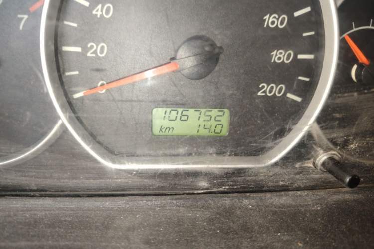 Used Wuling Hongguang 2018 1.5L Classic S Base Model Odometer Close Up