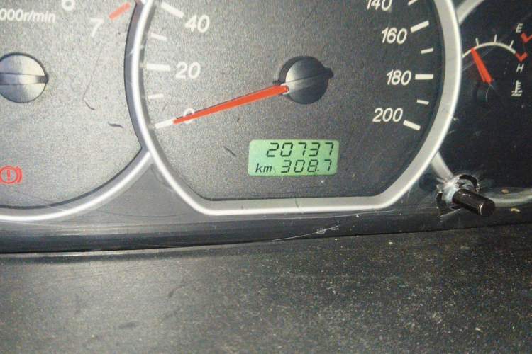 Used Wuling Hongguang 2018 1.5L Classic S Base Model Odometer Close Up