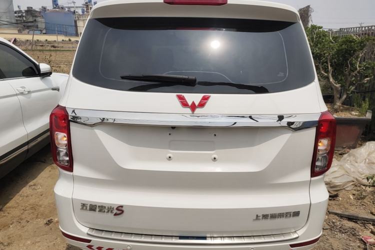 Used Wuling Hongguang 2018 1.5L S Comfort Model L2B Rear