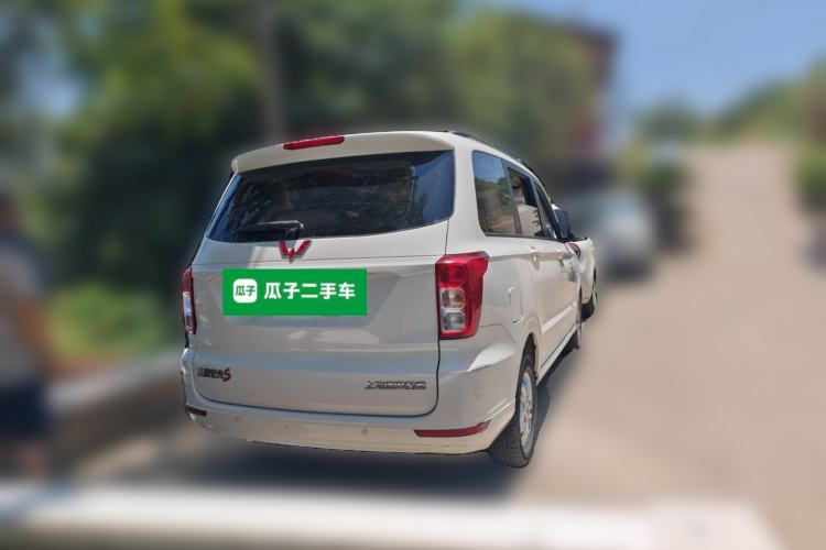 Used Wuling Hongguang 2018 1.5L S Comfort Model L2B Rear