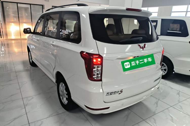 Used Wuling Hongguang 2018 1.5L S Comfort Model L2B Rear Left 45 Deg