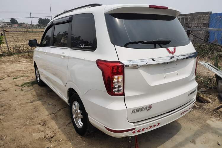 Used Wuling Hongguang 2018 1.5L S Comfort Model L2B Rear Left 45 Deg