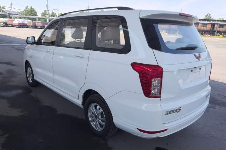 Used Wuling Hongguang 2018 1.5L S Comfort Model L2B Rear Left 45 Deg