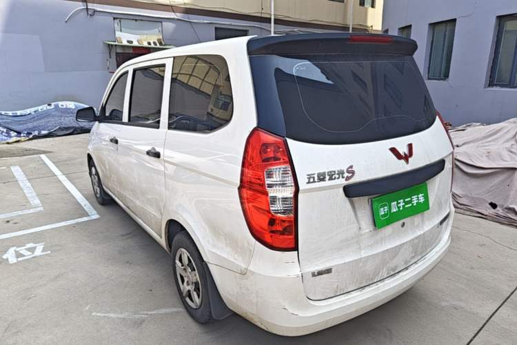 Used Wuling Hongguang 2018 1.2L Classic S Base Model Rear Left 45 Deg