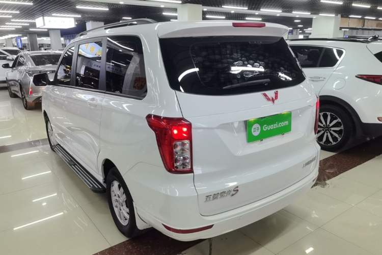 Used Wuling Hongguang 2018 1.5L S Comfort Model L2B Rear Left 45 Deg