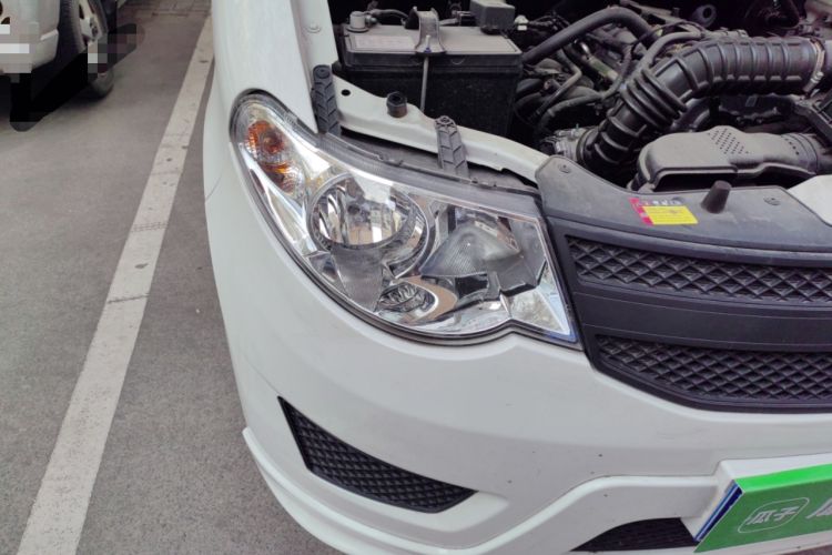 Used Wuling Hongguang 2018 1.5L Classic S Base Model Right Front Headlight