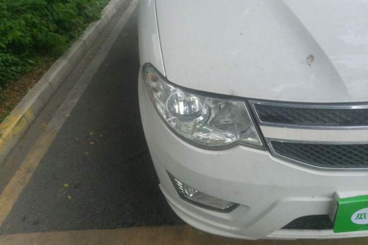 Used Wuling Hongguang 2018 1.5L Classic S Base Model Right Front Headlight